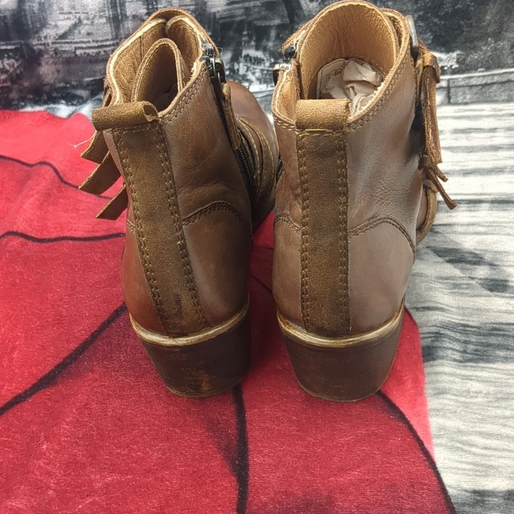Roan by Bed Stu distressed leather